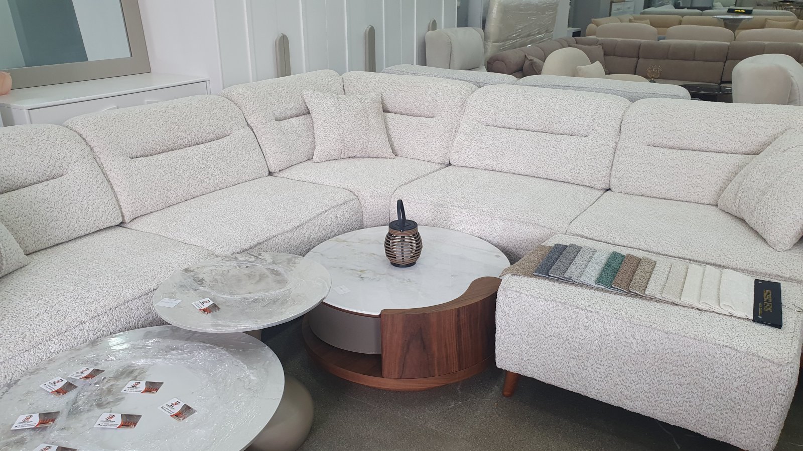 Kendie Sallon – Sallone | Mobileri Zhani